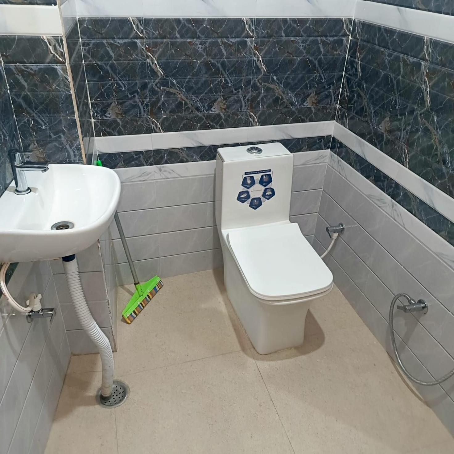 Shri Girraj Residency Hotel Mathura Buitenkant foto